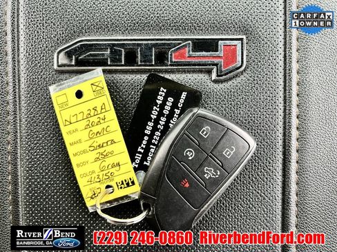 Used 2024 GMC Sierra 2500 AT4 w/ AT4 Preferred Package image 37