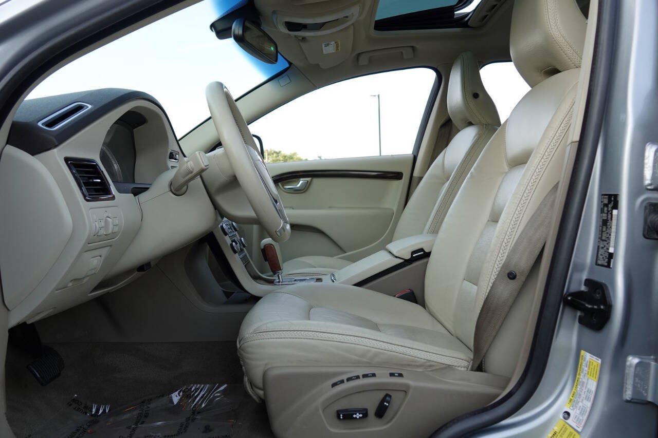Used 2010 Volvo XC70 T6 AWD/4WD image 49