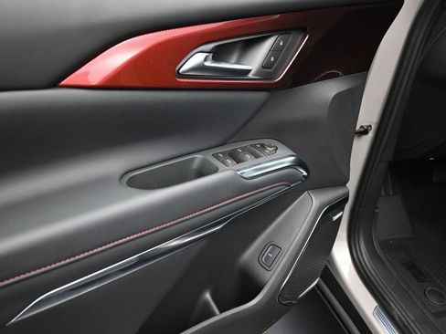 New 2026 Chevrolet Traverse Z71 w/ Enhanced Driving Package image 11