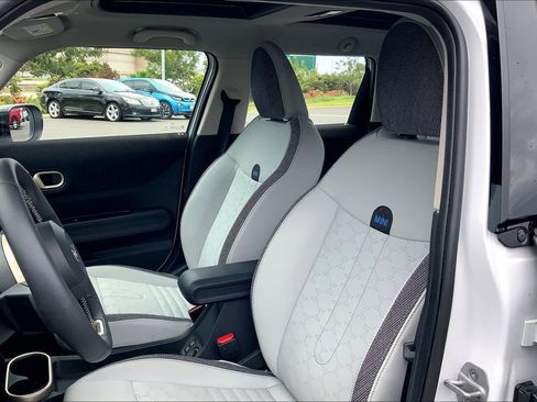 Certified 2025 MINI Cooper S image 27