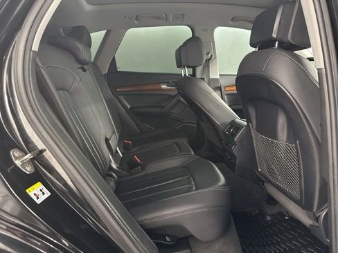 Used 2023 Audi Q5 2.0T Premium Plus w/ Premium Plus Package image 14