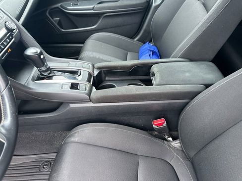 Used 2018 Honda Civic Sport image 18