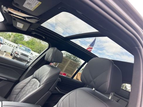 Used 2024 BMW X5 xDrive40i image 11