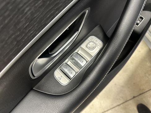 Used 2022 Mercedes-Benz GLE 350 4MATIC image 15