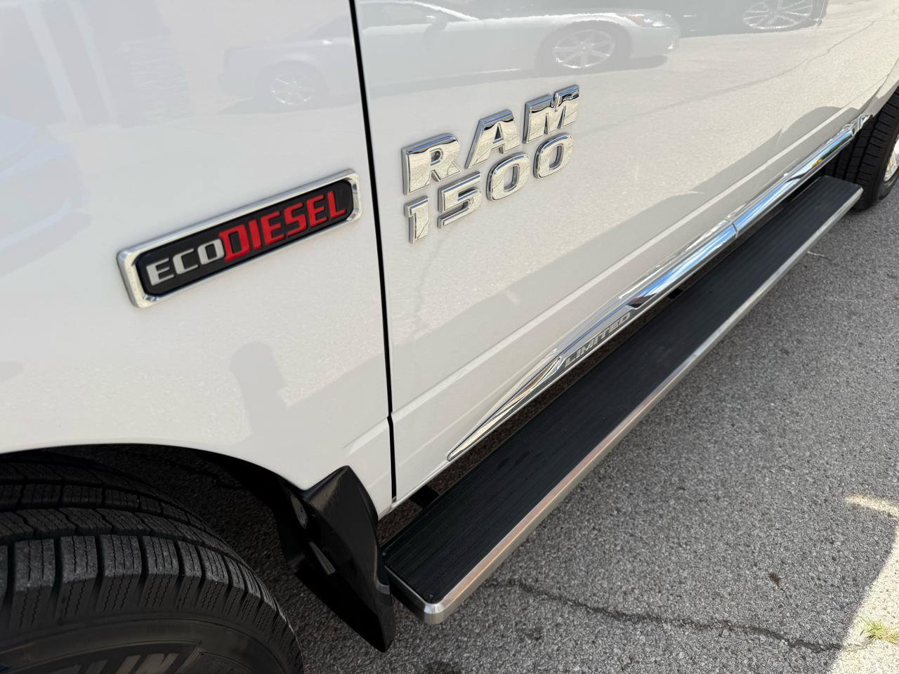 Used 2016 RAM 1500 Limited AWD/4WD image 14