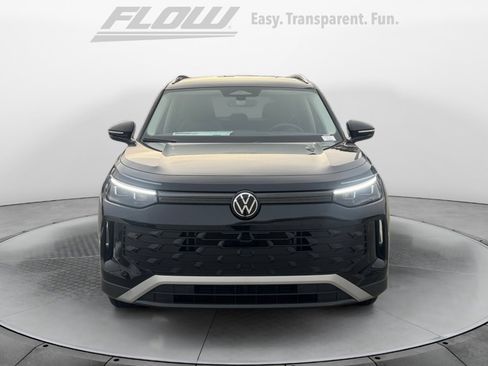 New 2026 Volkswagen Tiguan S image 2