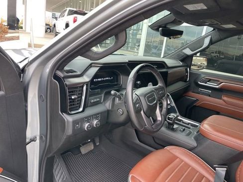 Certified 2024 GMC Sierra 1500 Denali Ultimate image 8