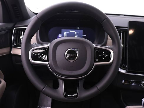New 2026 Volvo XC90 T8 Plus w/ Protection Package Premier AWD/4WD image 15