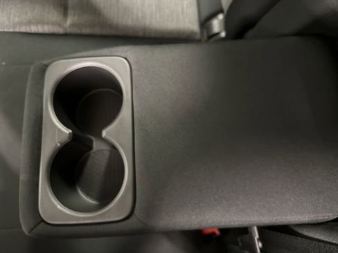 Used 2022 Nissan Rogue S image 20