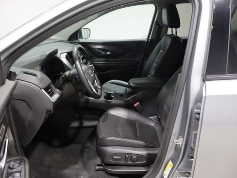 Used 2024 GMC Terrain SLT AWD/4WD image 11