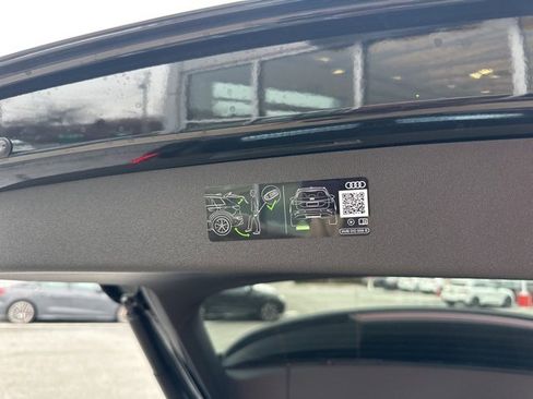 New 2025 Audi Q5 Prestige image 16