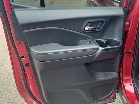 Used 2025 Honda Ridgeline RTL image 18