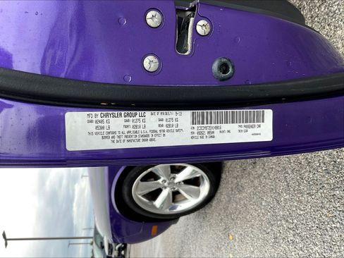 Used 2014 Dodge Challenger R/T RWD image 18