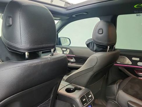 Used 2025 Mercedes-Benz GLS 450 4MATIC image 37