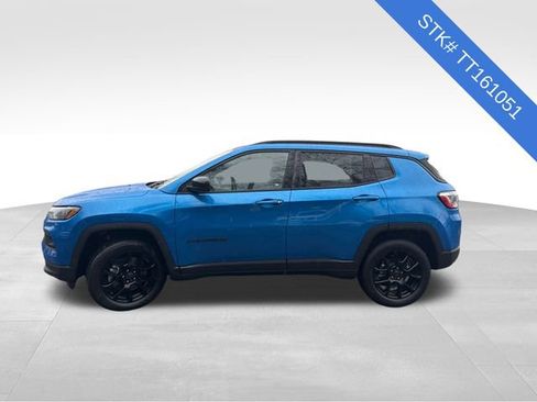 New 2026 Jeep Compass Latitude image 4