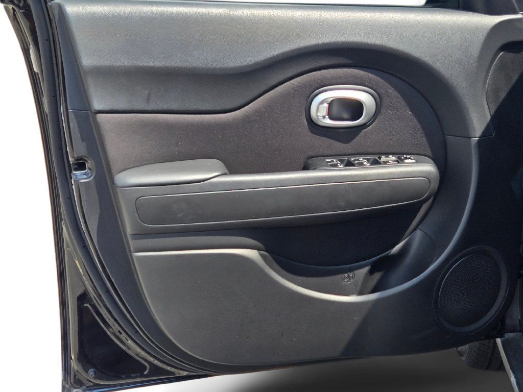 Used 2019 Kia Soul + FWD image 14