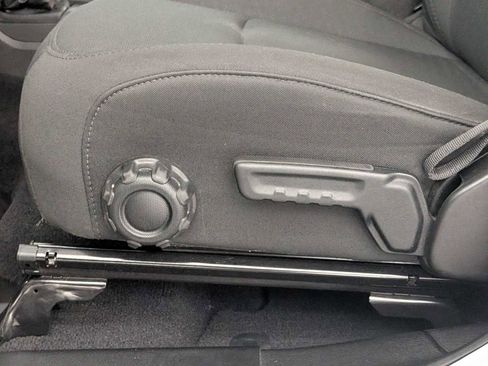 Used 2023 Jeep Wrangler Unlimited image 19