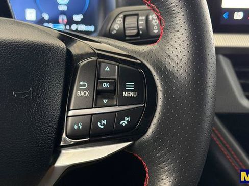 Used 2025 Ford Explorer ST-Line w/ ST-Line Street Pack AWD/4WD image 32