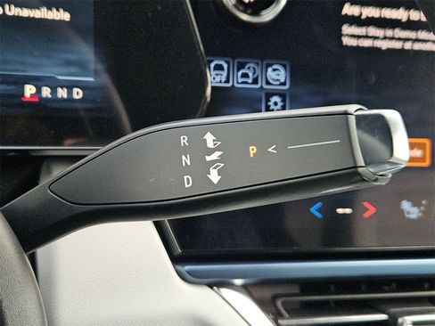 New 2026 Chevrolet Equinox EV LT image 14