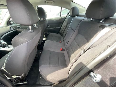 Used 2016 Chevrolet Cruze LT image 14