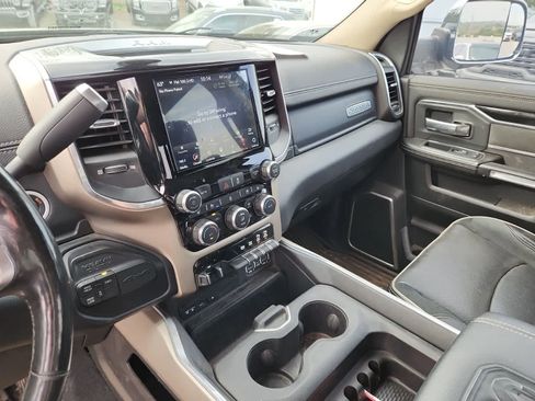 Certified 2019 RAM 3500 Laramie AWD/4WD image 10
