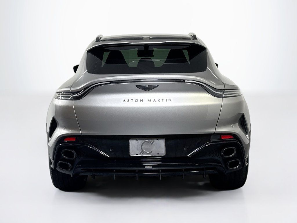 Used 2026 Aston Martin DBX S AWD/4WD image 4