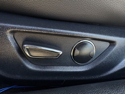 Used 2018 Ford Mustang GT Premium image 27