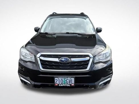 Used 2017 Subaru Forester 2.5i Premium w/ All-Weather Package AWD/4WD image 2