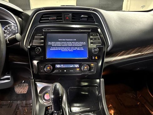 Used 2016 Nissan Maxima Platinum image 15