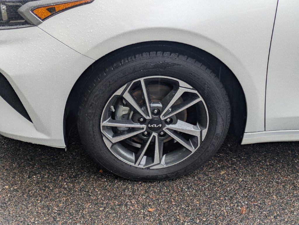 Used 2024 Kia Forte LXS FWD image 10