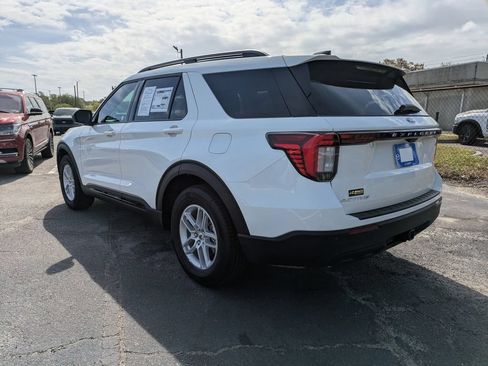 New 2026 Ford Explorer Active RWD image 6
