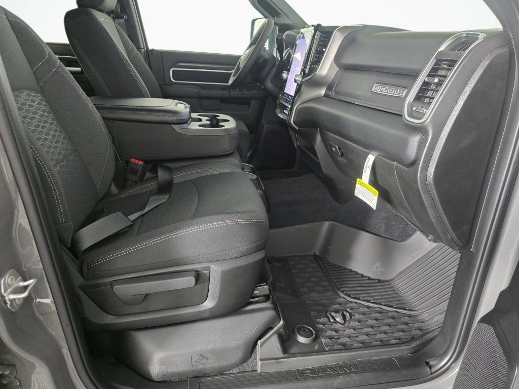 New 2026 RAM 2500 Big Horn AWD/4WD image 41