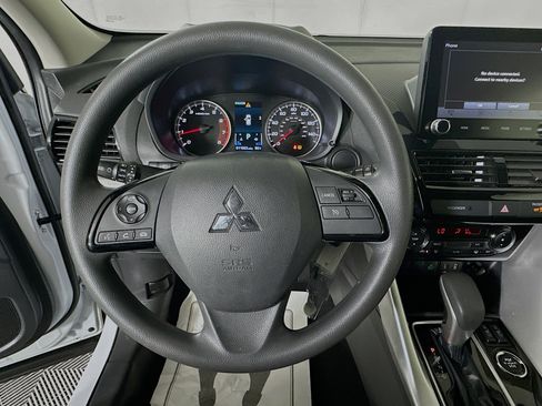 Used 2023 Mitsubishi Eclipse Cross LE image 15