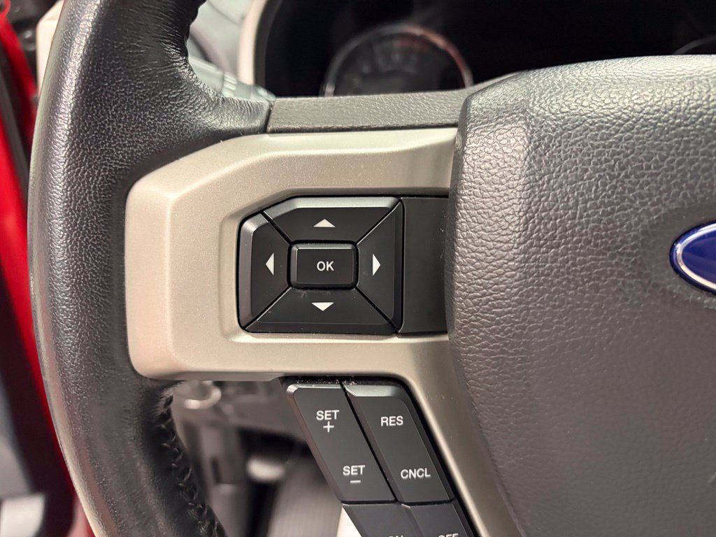 Used 2022 Ford F250 Lariat w/ Lariat Value Package AWD/4WD image 11