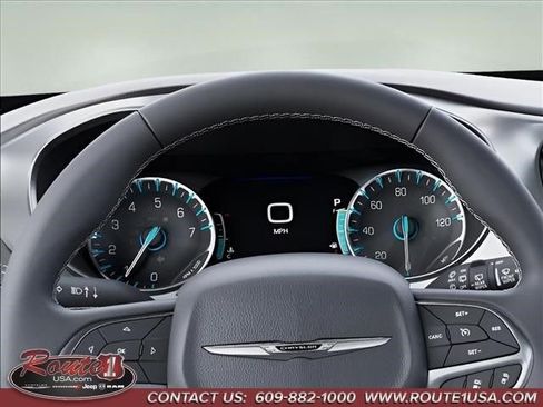 New 2026 Chrysler Pacifica Select image 17