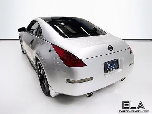 Used 2008 Nissan 350Z Enthusiast w/ Cargo Convenience Pkg RWD image 6