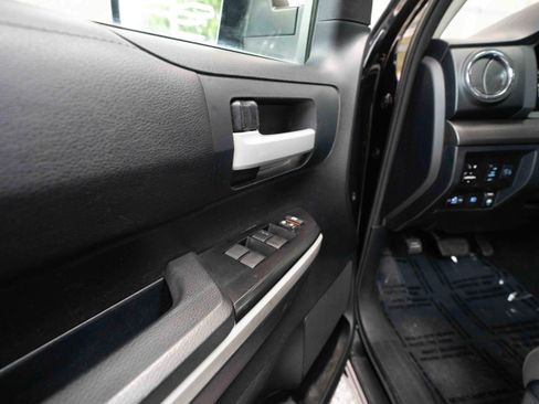 Used 2018 Toyota Tundra SR5 w/ TRD Off Road Package AWD/4WD image 7