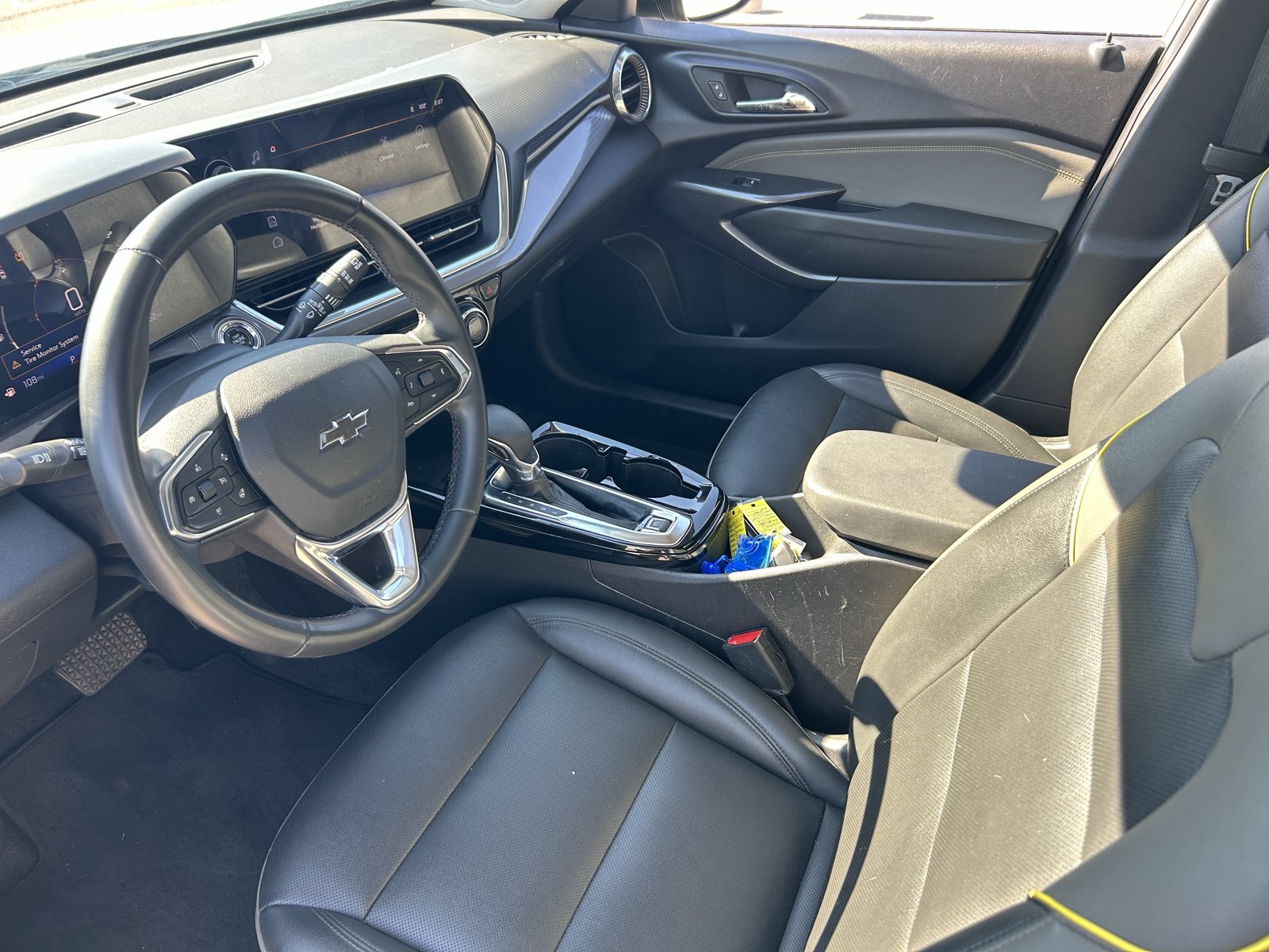 Used 2024 Chevrolet Trax ACTIV w/ Sunroof Package FWD image 14
