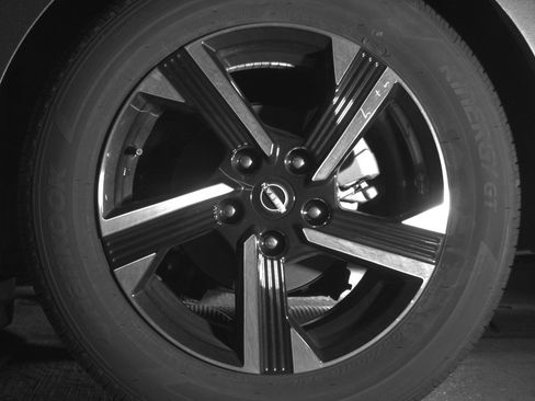 Used 2025 Nissan Sentra SV image 14