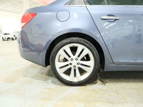 Used 2013 Chevrolet Cruze LTZ image 11