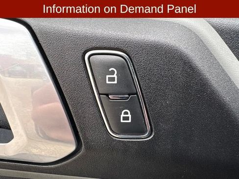 Used 2022 Ford Bronco Badlands AWD/4WD image 32