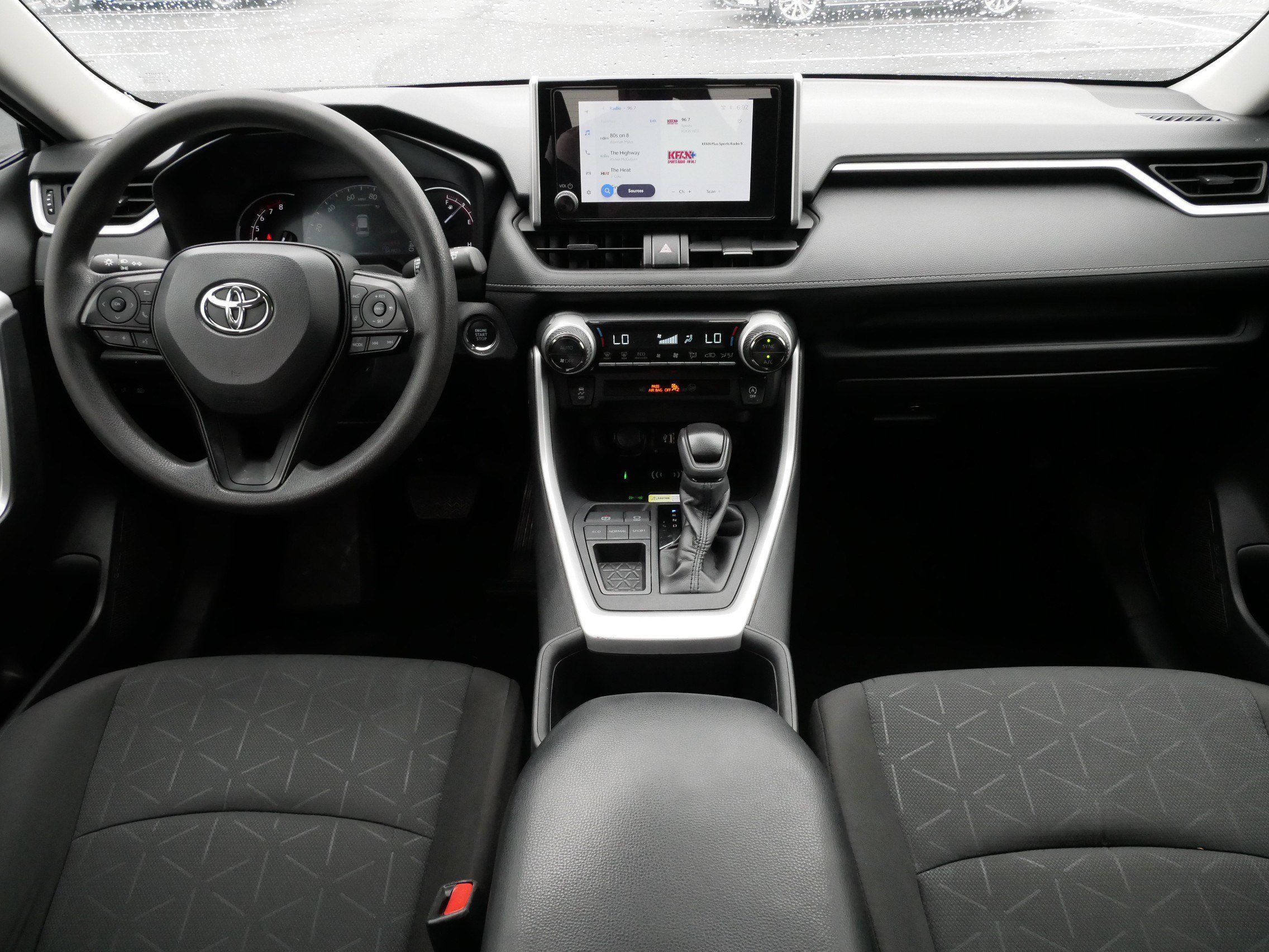 Certified 2024 Toyota RAV4 XLE w/ Convenience Package FWD image 10