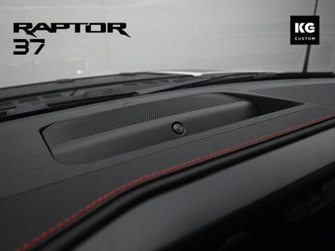 Used 2025 Ford F150 Raptor AWD/4WD image 19