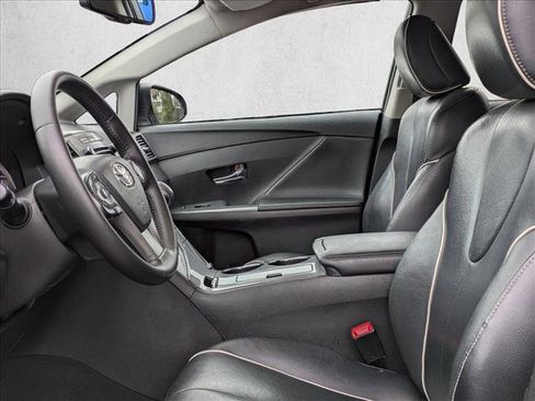 Used 2014 Toyota Venza XLE AWD/4WD image 17