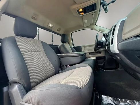 Used 2011 RAM 1500 Classic SLT RWD image 12