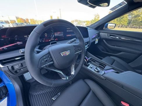 New 2026 Cadillac CT5 V image 12