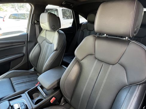 Used 2022 Audi Q5 2.0T Prestige image 18