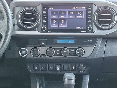 Used 2021 Toyota Tacoma TRD Sport w/ Technology Package AWD/4WD image 26