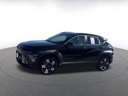 Used 2025 Hyundai Kona SEL image 8