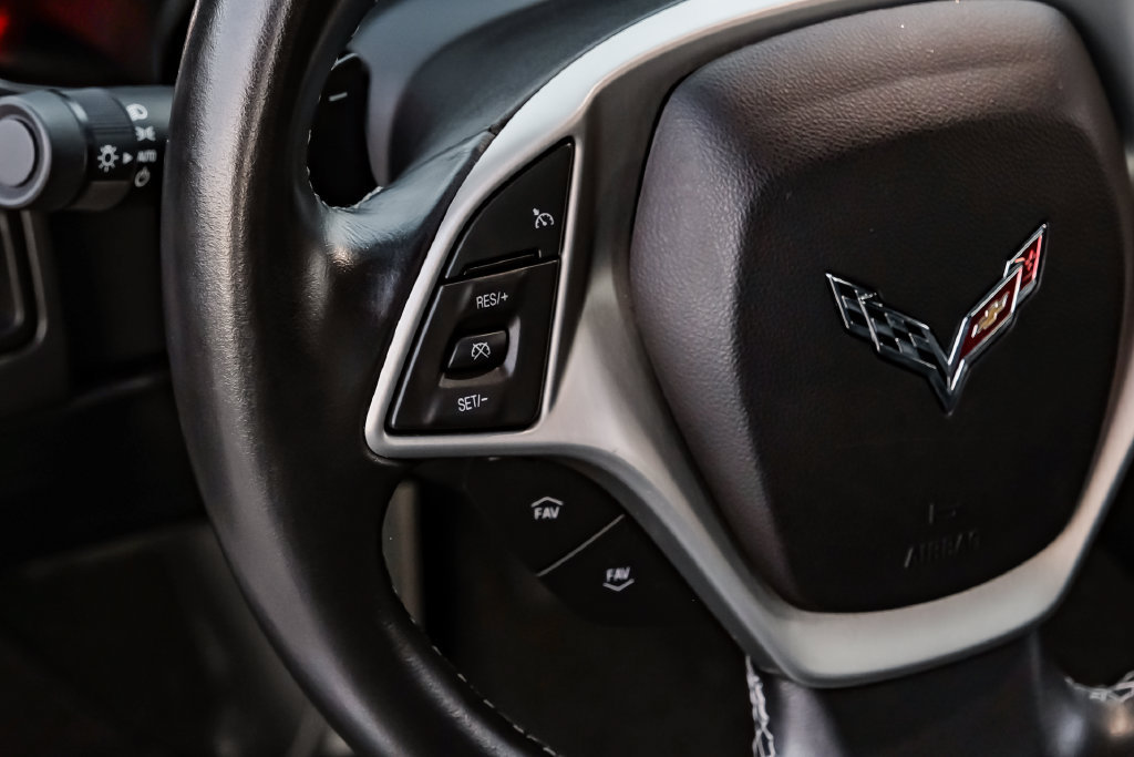 Used 2014 Chevrolet Corvette Stingray Coupe RWD image 12